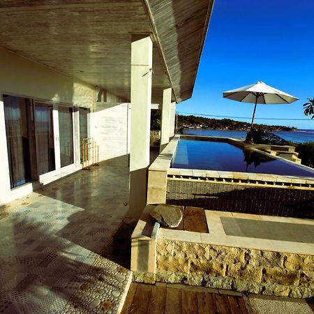Nusa View - Oceanfront Rentals Lembongan Buitenkant foto