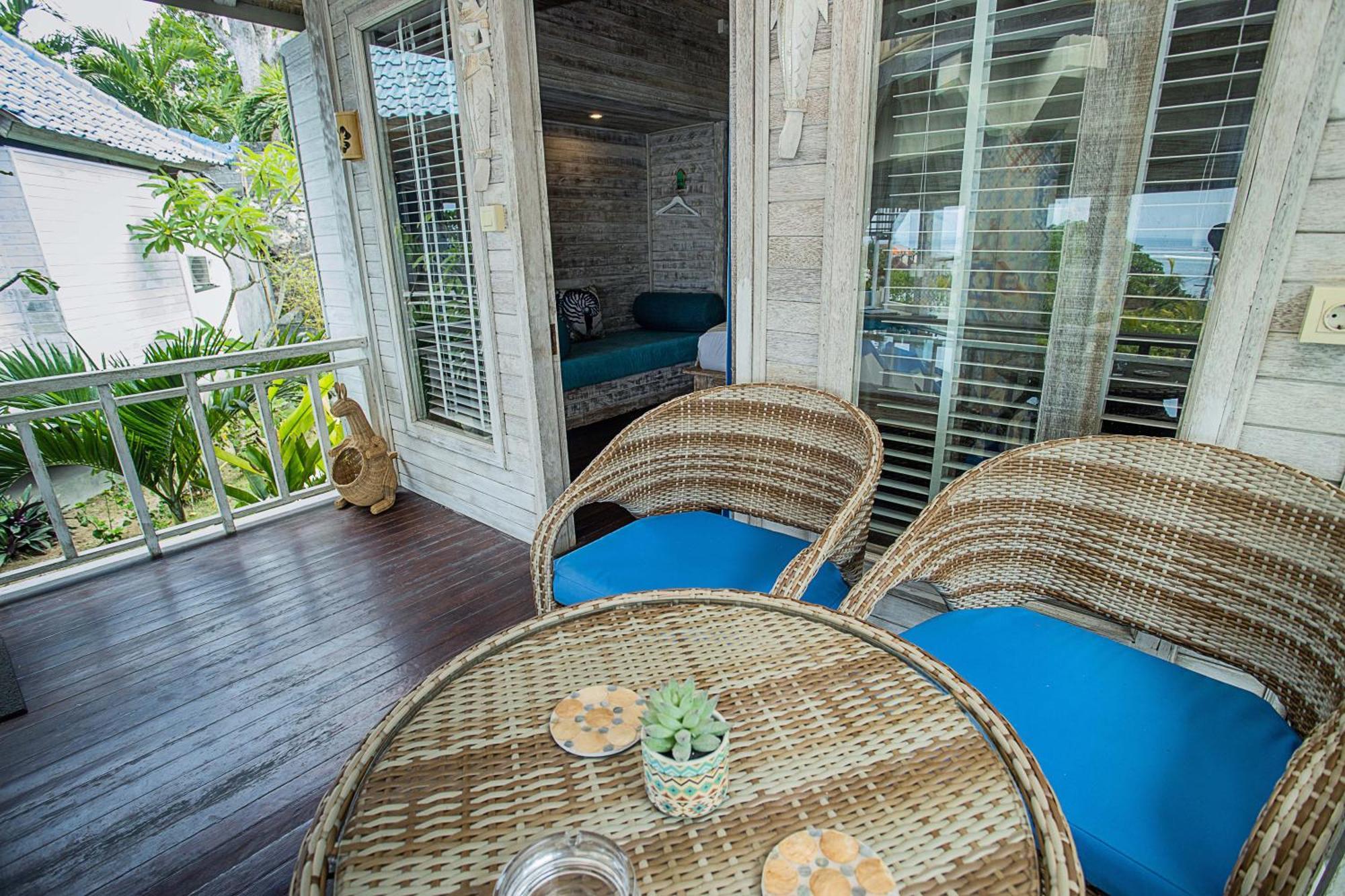 Nusa View - Oceanfront Rentals Lembongan Buitenkant foto