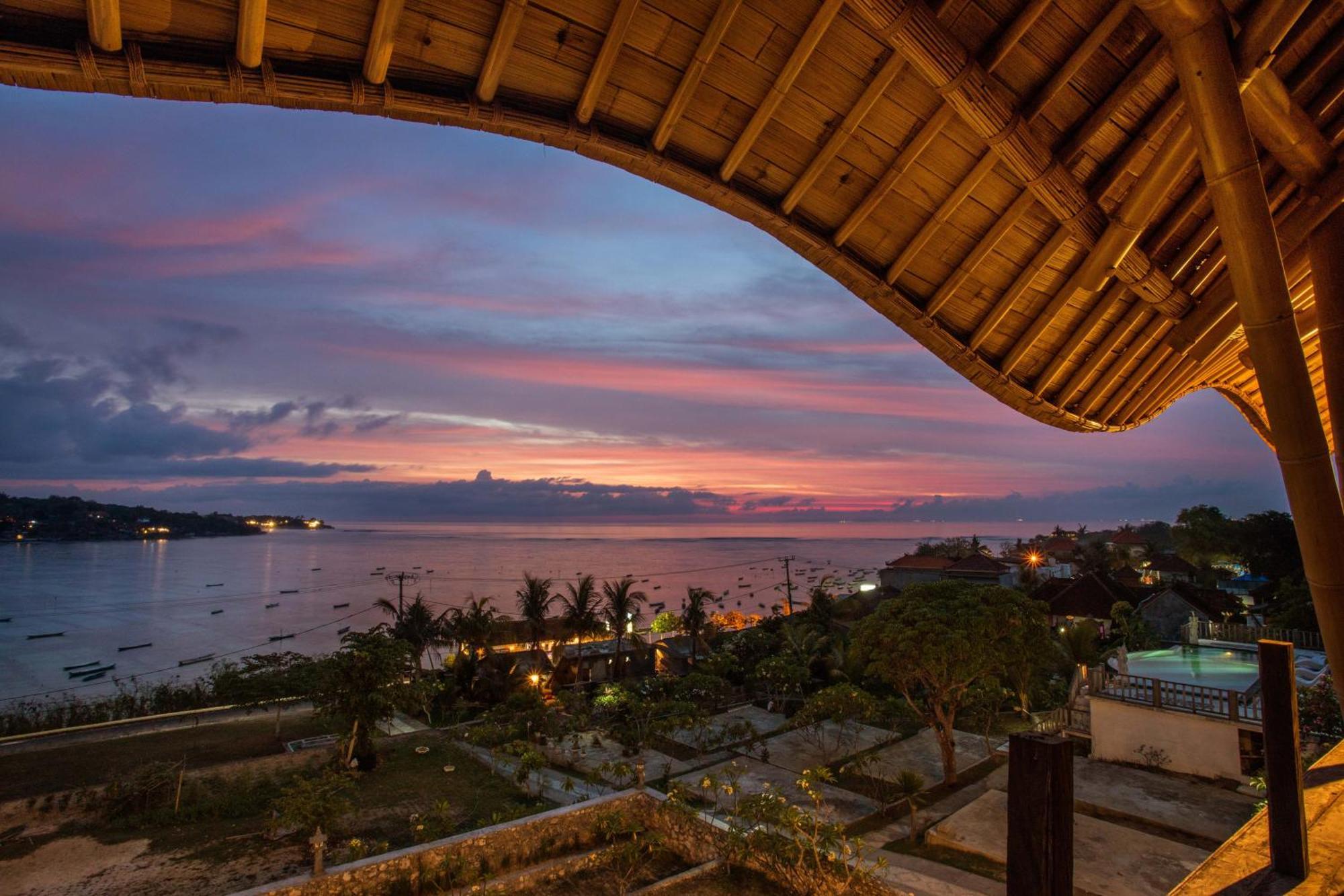 Nusa View - Oceanfront Rentals Lembongan Buitenkant foto