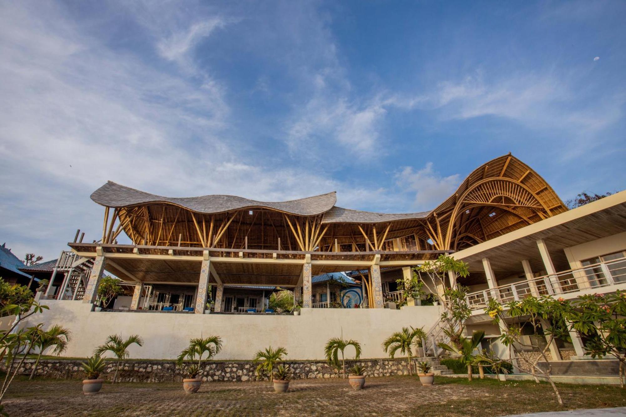 Nusa View - Oceanfront Rentals Lembongan Buitenkant foto