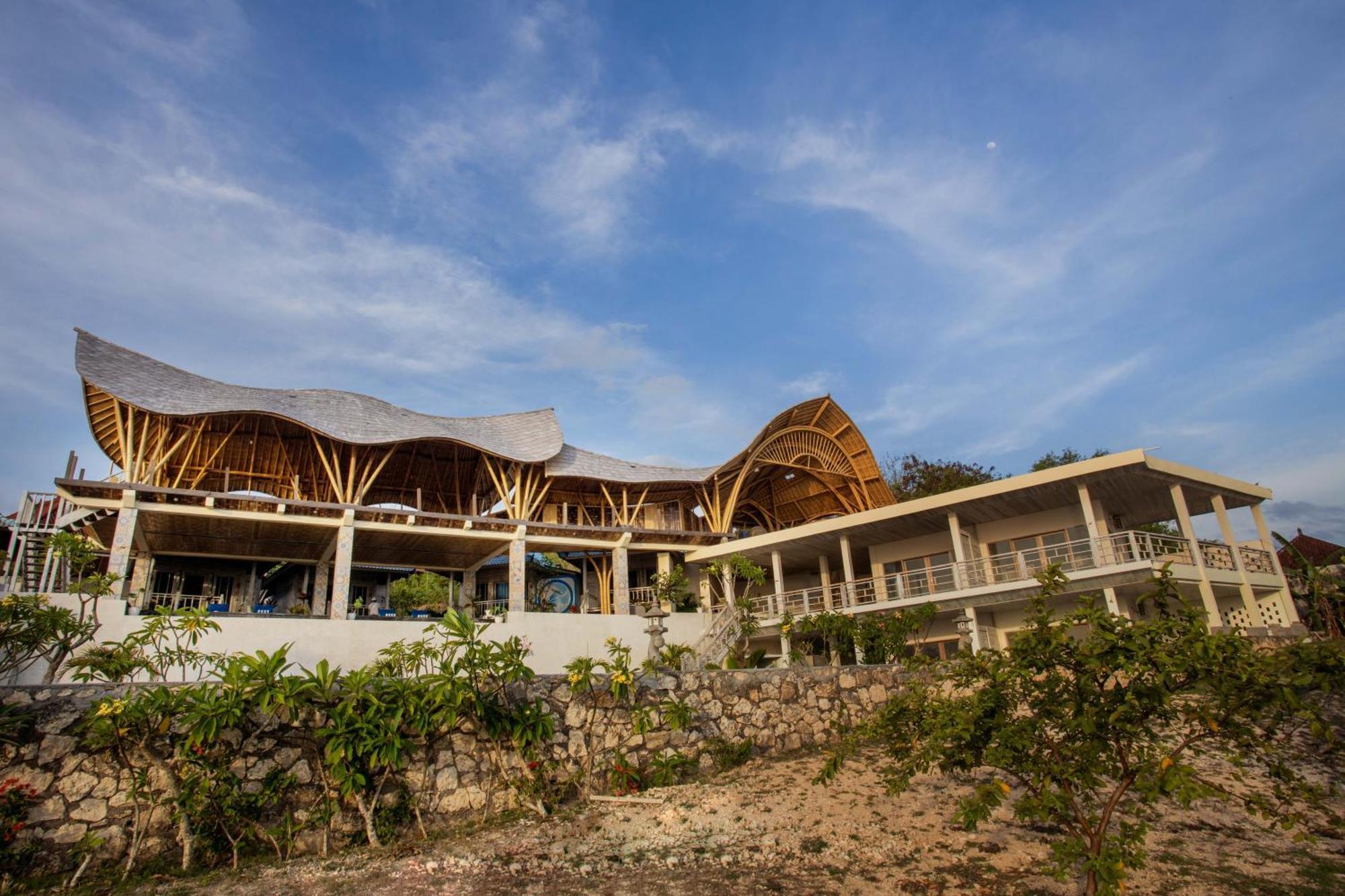 Nusa View - Oceanfront Rentals Lembongan Buitenkant foto