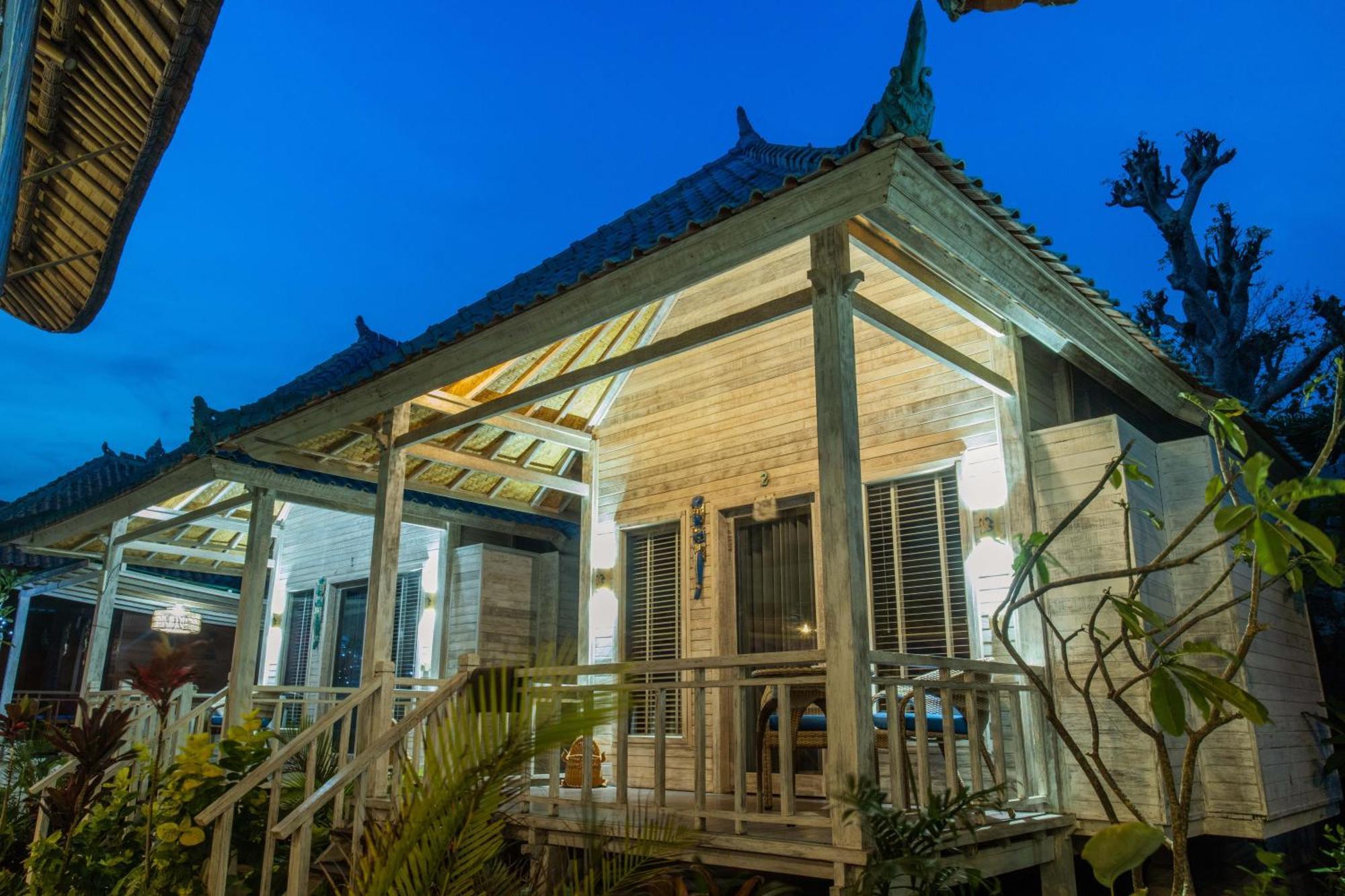 Nusa View - Oceanfront Rentals Lembongan Buitenkant foto