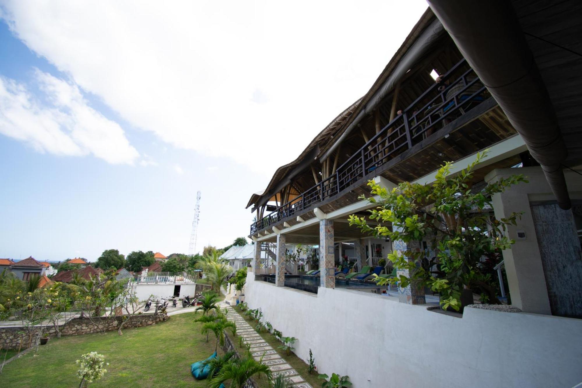 Nusa View - Oceanfront Rentals Lembongan Buitenkant foto