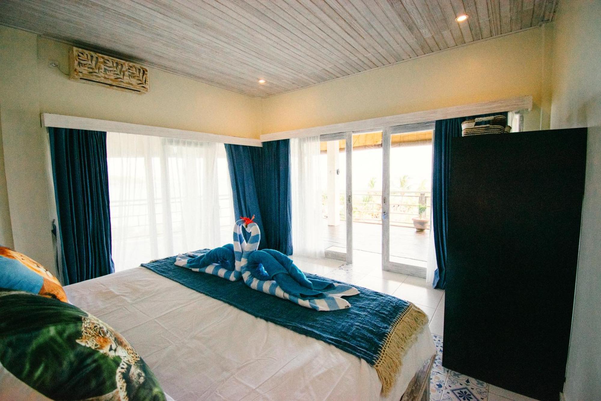 Nusa View - Oceanfront Rentals Lembongan Buitenkant foto