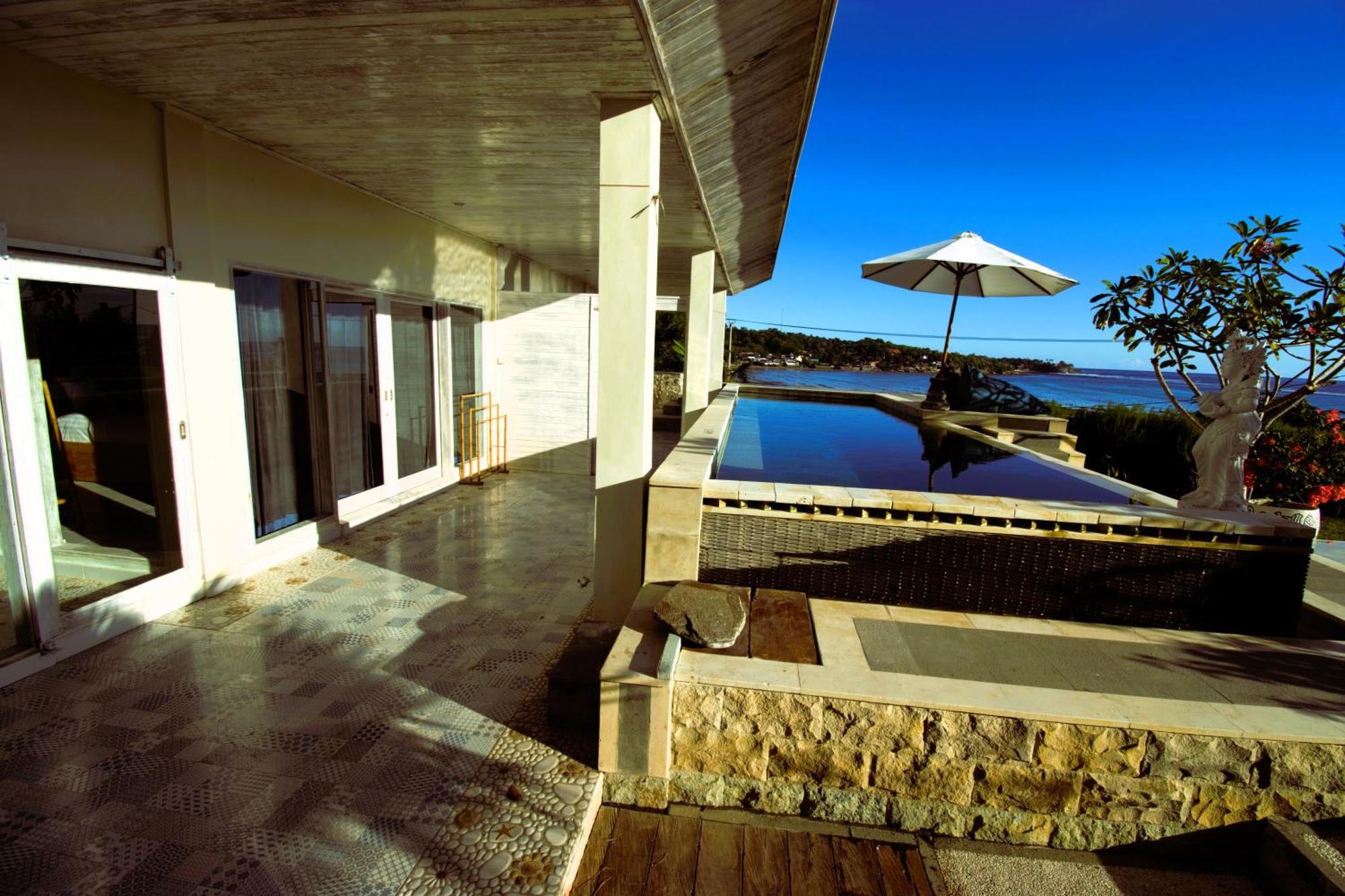 Nusa View - Oceanfront Rentals Lembongan Buitenkant foto